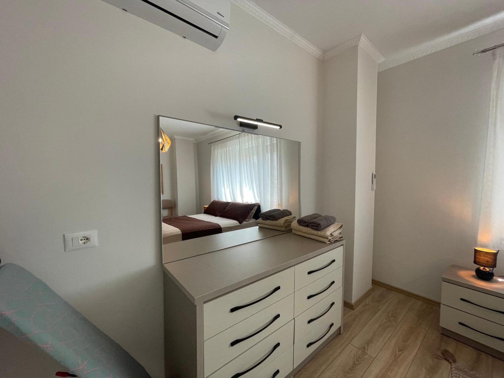 Peak Modern Centre #2 Durrës